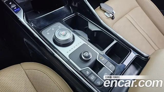 Kia Sorento — Фото автомобиля 9