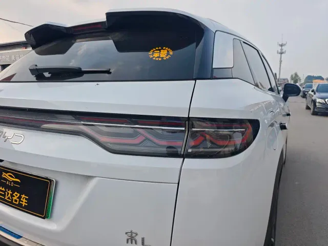 BYD Song L DM-i — Фото автомобиля 10