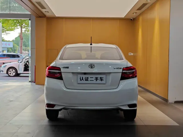 Toyota Vios — Фото автомобиля 27