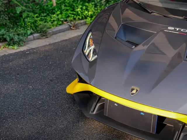 Lamborghini Huracan — Фото автомобиля 8