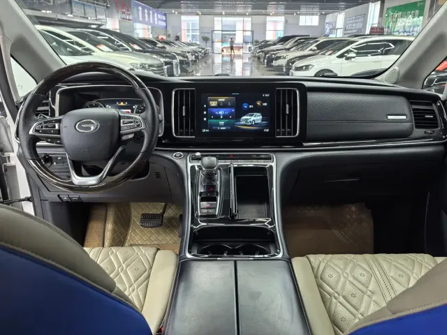 GAC Trumpchi M8 — Фото автомобиля 14