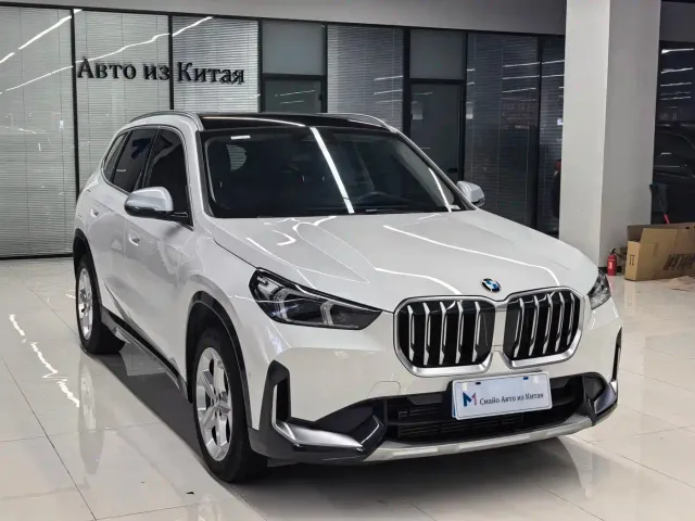 BMW X1 — Фото автомобиля 2