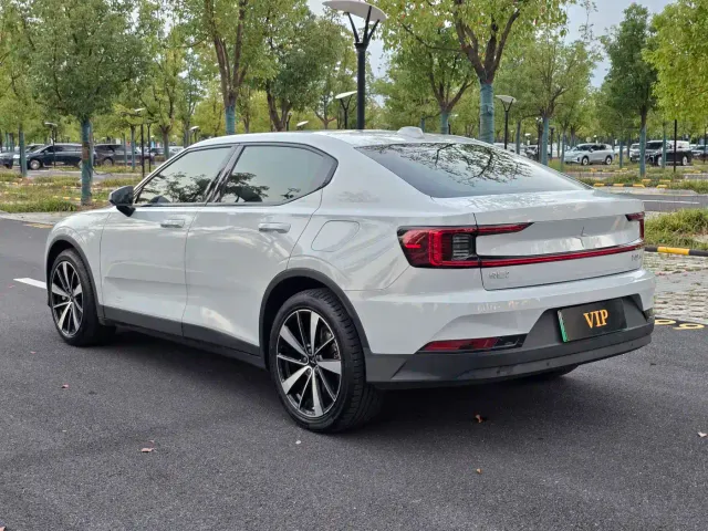 Polestar 2 — Фото автомобиля 6