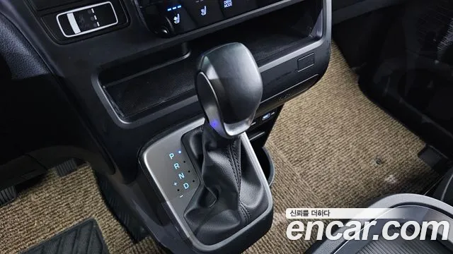 Hyundai Staria Staria L3.5 Карго 5 мест — Фото автомобиля 9