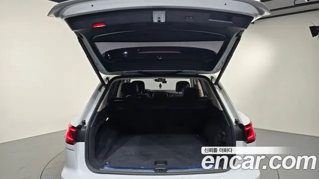 Volkswagen Touareg Touareg 3 поколение 3.0 TDI Prestige — Фото автомобиля 20