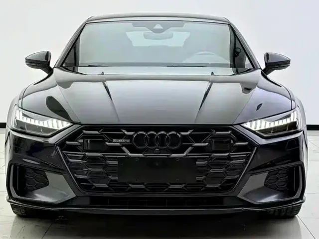 Audi A7L — Фото автомобиля 2