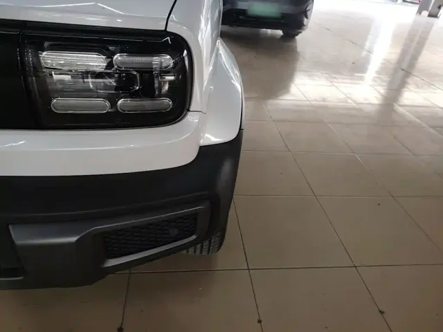 Baojun Yep — Фото автомобиля 23