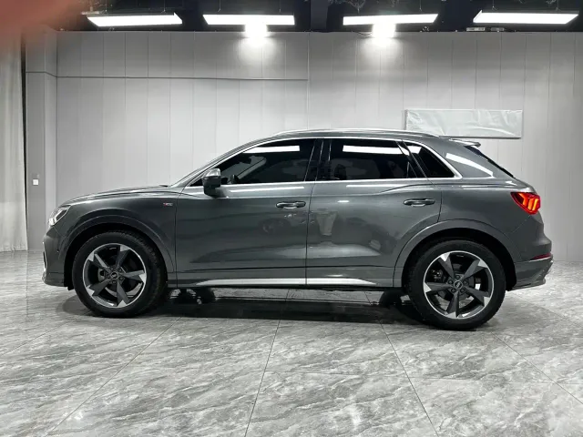Audi Q3 — Фото автомобиля 9