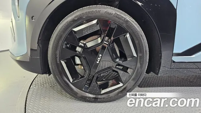 Kia EV3 — Фото автомобиля 5