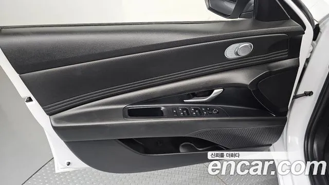 Hyundai Avante CN7 — Фото автомобиля 24