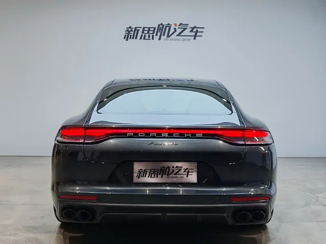 Porsche Panamera — Фото автомобиля 8