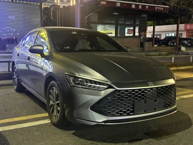 BYD Qin PLUS — Фото автомобиля 3