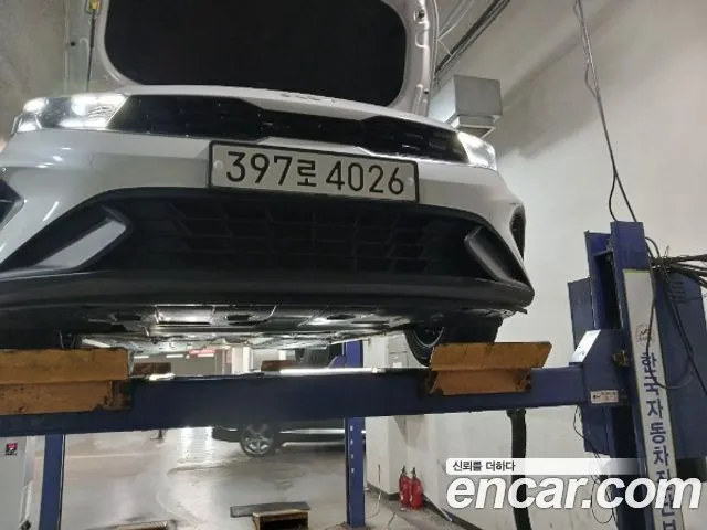 Фотография автомобиля — Kia K3 Generation 2