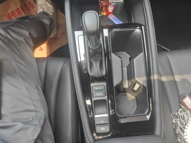 Honda Accord — Фото автомобиля 13