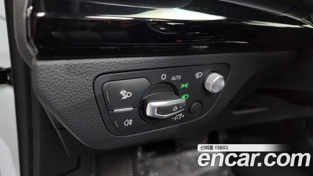 Audi Q5 45 TFSI quattro Premium — Фото автомобиля 24