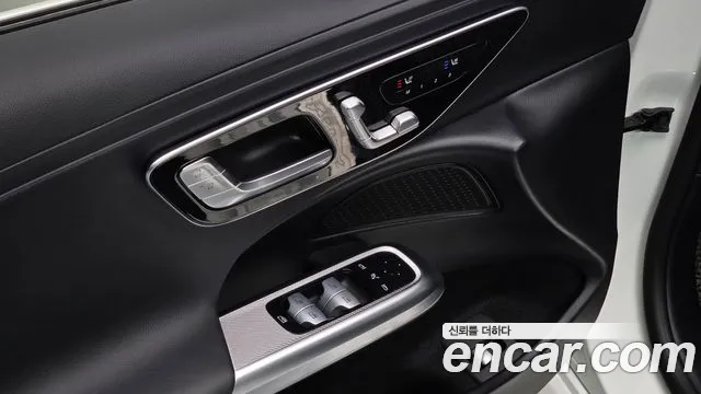 Mercedes-Benz E-Class W214 — Фото автомобиля 16