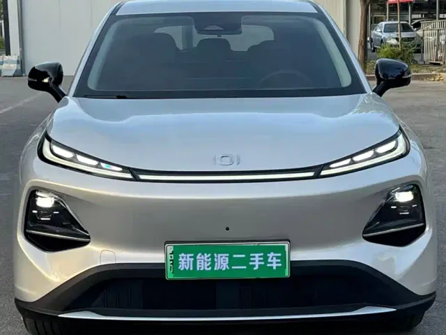 Changan Qiyuan Q05 — Фото автомобиля 2