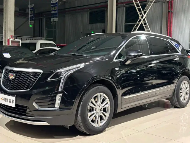 Фотография автомобиля — Cadillac XT5