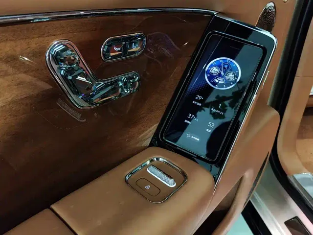 Maextro S800 — Фото автомобиля 18