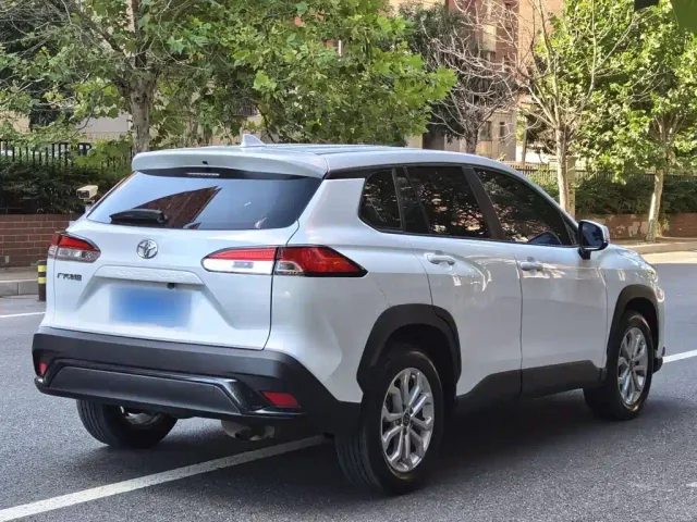 Toyota Frontlander — Фото автомобиля 20