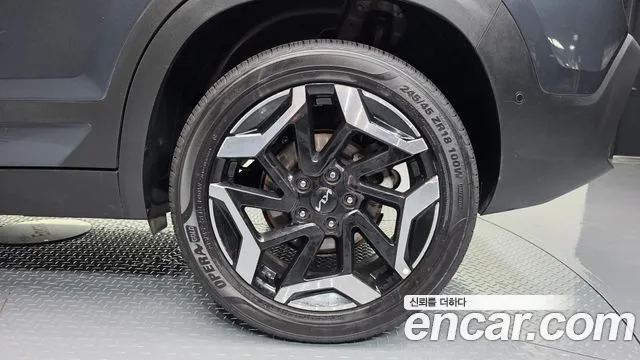 Kia Seltos — Фото автомобиля 6