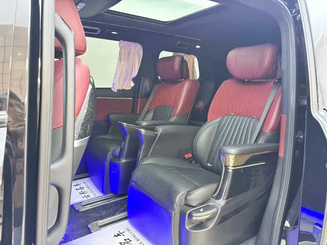 GAC Trumpchi M8 — Фото автомобиля 20