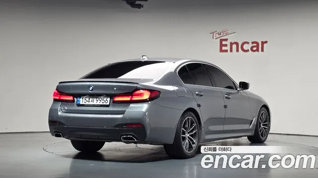 BMW 5 Series G30 — Фото автомобиля 2