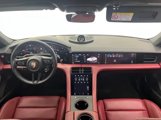 Porsche Taycan 2022 Taycan — Фото автомобиля 18