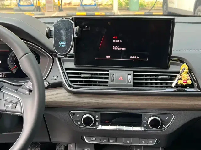 Audi Q5L — Фото автомобиля 6