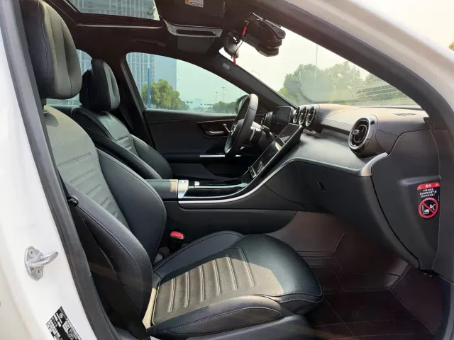 Mercedes-Benz C-Class — Фото автомобиля 21