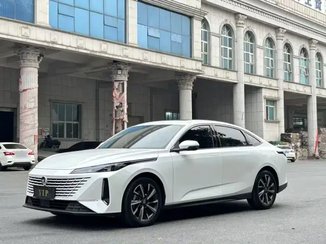 Фотография автомобиля — Changan Lamore
