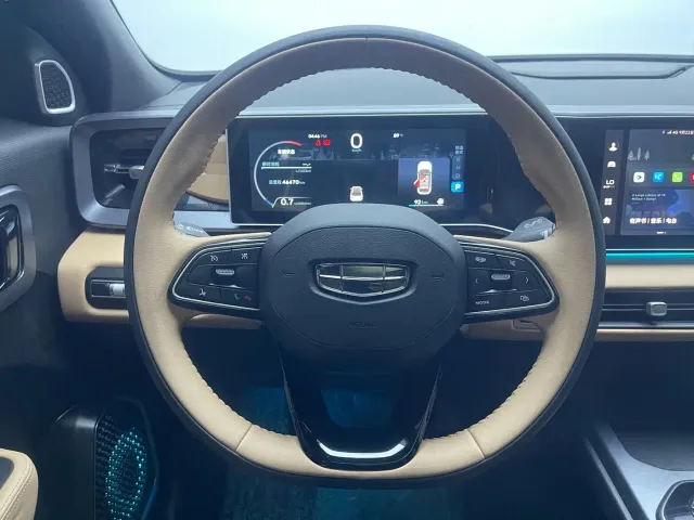 Geely ICON — Фото автомобиля 16