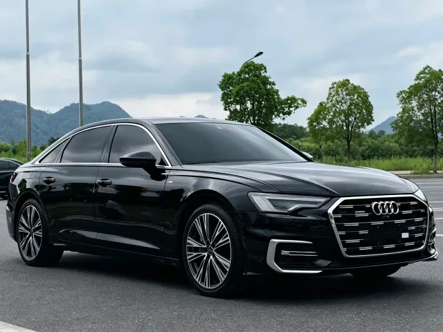 Audi A6L — Фото автомобиля 3