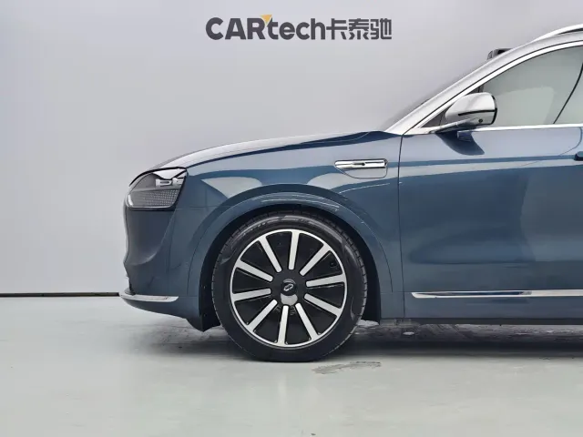 Aito M9 — Фото автомобиля 6