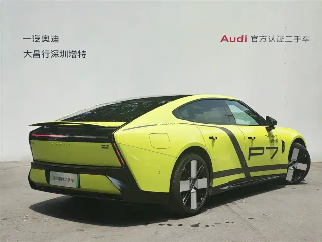 Xpeng P7 — Фото автомобиля 5