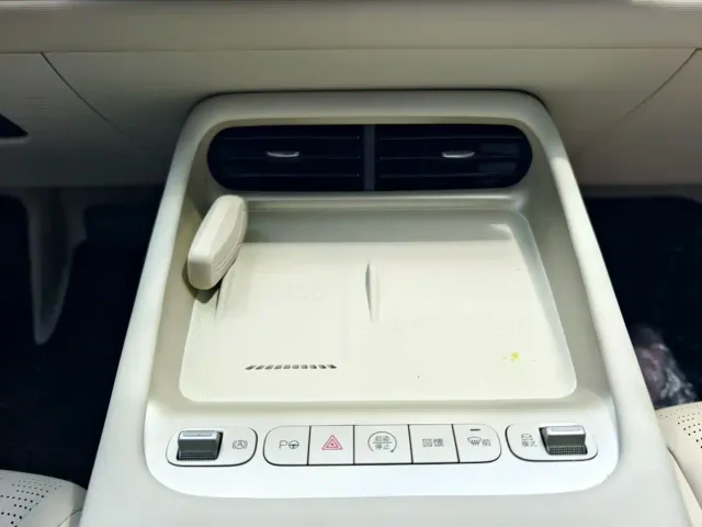 BYD Seal 06 GT — Фото автомобиля 20