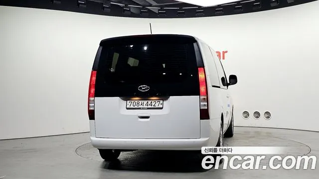 Hyundai Staria Staria Tourer 11 мест — Фото автомобиля 4