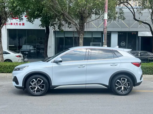 BYD Yuan PLUS — Фото автомобиля 7