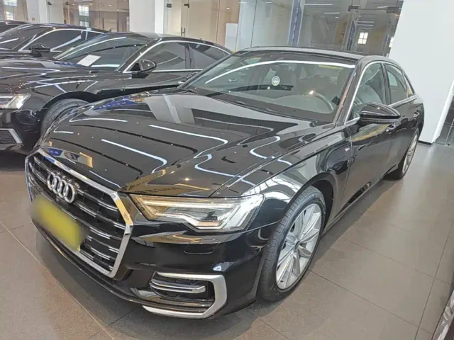Фотография автомобиля — Audi A6L