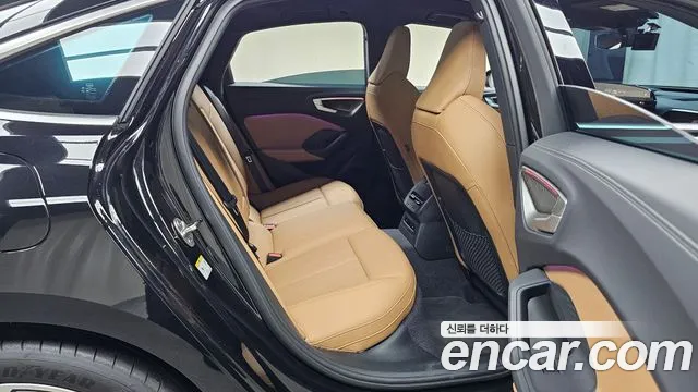 Audi A5 40 TFSI quattro S Line — Фото автомобиля 11