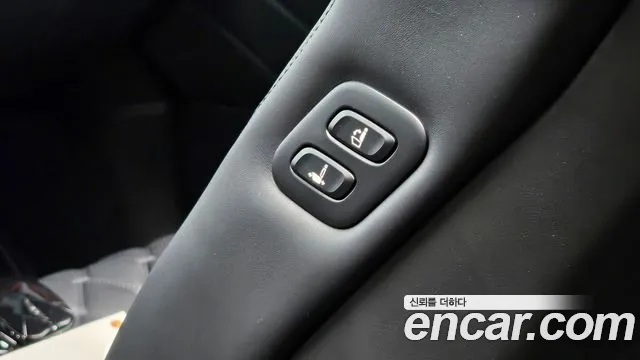 Genesis GV80 — Фото автомобиля 29
