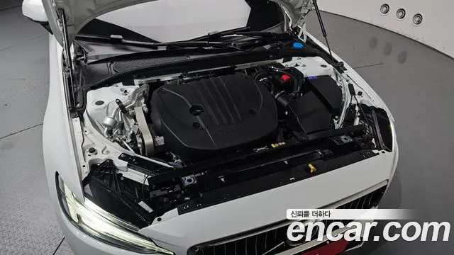 Вольво S60 S60 третьего поколения B5 Ultimate Bright — Фото автомобиля 6