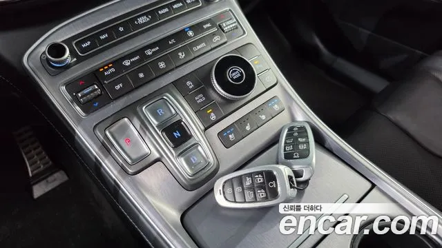 Hyundai Santa Fe New — Фото автомобиля 12