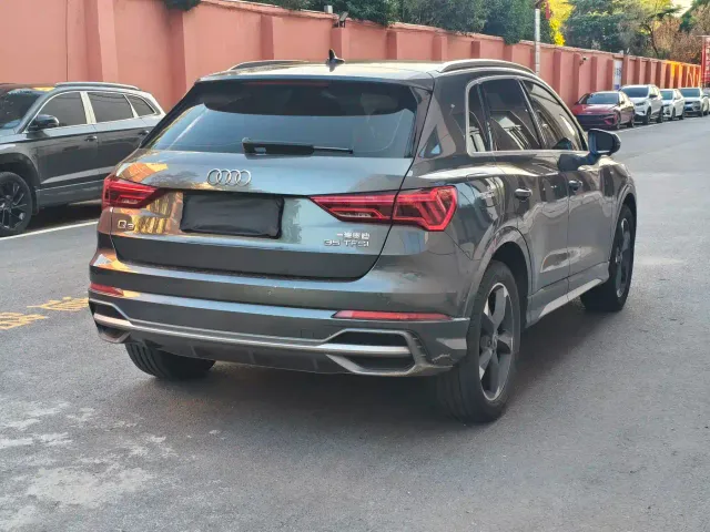 Audi Q3 — Фото автомобиля 4