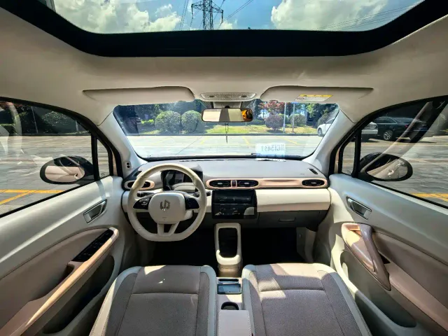 Leapmotor T03 — Фото автомобиля 6