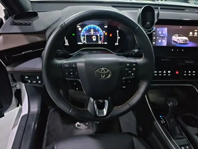 Toyota Avalon — Фото автомобиля 10
