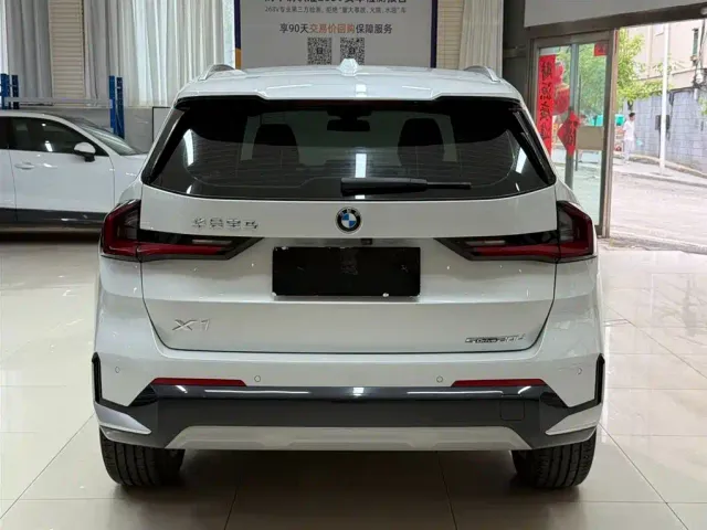 BMW X1 — Фото автомобиля 5