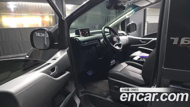 Hyundai Staria Staria Lounge 9 мест — Фото автомобиля 10