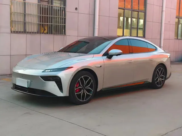 Фотография автомобиля — Dongfeng eπ 007