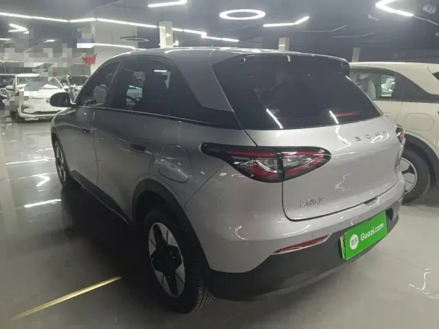 Geely Starry Wish — Фото автомобиля 4